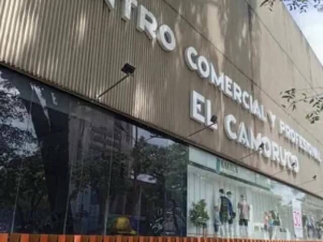Venta en Av. Bolivar - Valencia